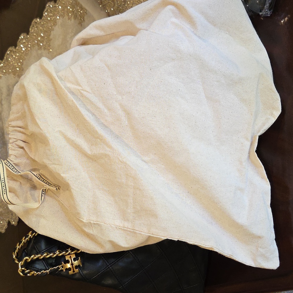 TORY BURCH FLEMING SOFT HOBO BAG Black Quilted - Picture 17 of 17